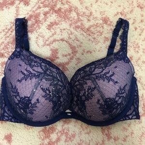 Victoria’s Secret Bra 32DD